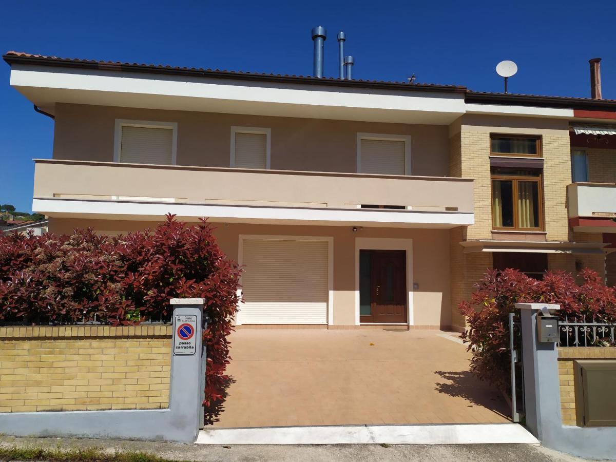 Apartamento Casa Rossella Porto SantʼElpidio Exterior foto